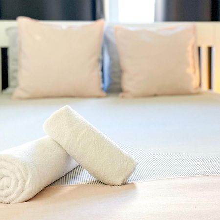 Cozy Room With Privative Bathroom On Rua Augusta Lisbon Exterior photo